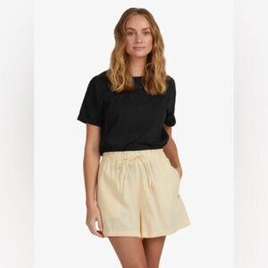 Roxy Cream/light yellow Shorts